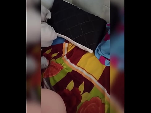 ❤️ Alabagbede mi n gbe ile nikan nitori ọkọ rẹ lọ si isinmi ati pe Mo lo aye lati fo fun u ati ki o fi wara kun kẹtẹkẹtẹ rẹ ❌ Fidio furo